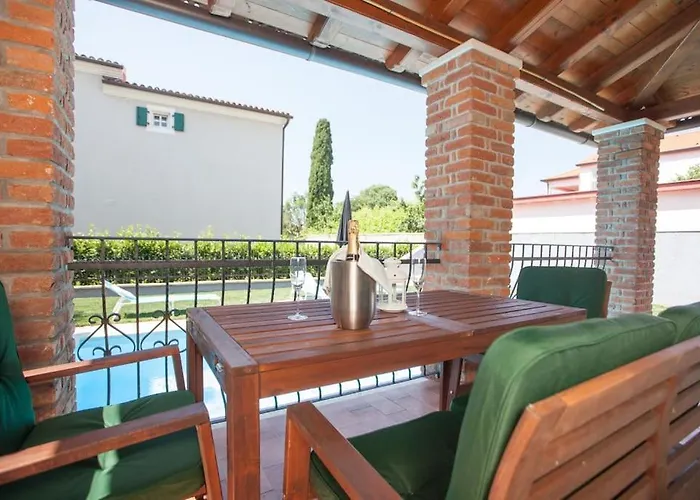Villa Petra